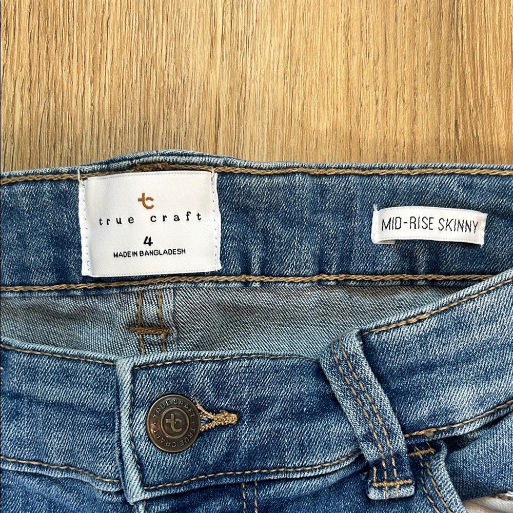 True Craft Mid-Rise Distressed Skinny Jeans in Blue - Picture 5 of 8
